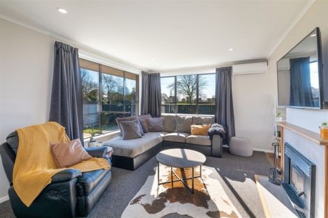 Photo of property in 24 Paddington Street, Northcote, Christchurch, 8052