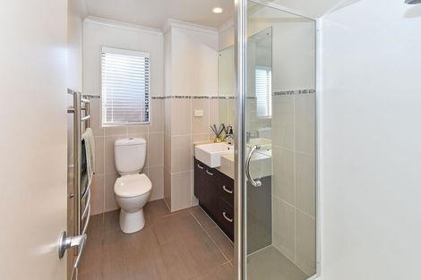 Photo of property in 8 Scotsmoor Drive, Wattle Downs, Auckland, 2103