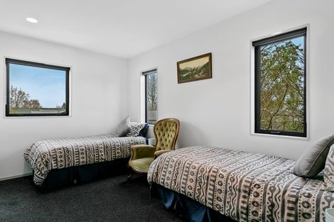 Photo of property in 36 Aubrey Crescent, Rainbow Point, Taupo, 3330