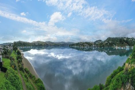 Photo of property in 12 Mana Esplanade, Paremata, Porirua, 5026