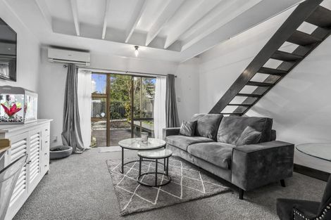 Photo of property in 5/121 Mangere Road, Otahuhu, Auckland, 1062