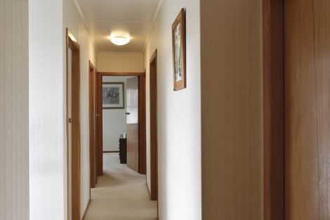 Photo of property in 11 Fairbrother Street, Carterton, 5713