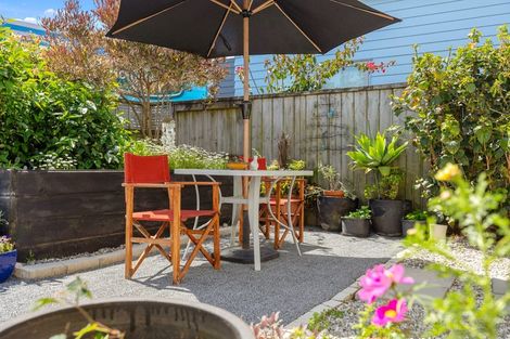 Photo of property in 9 Coprosma Close, Papamoa Beach, Papamoa, 3118