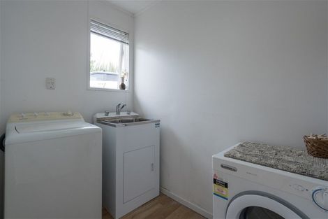 Photo of property in 20 Derrick Road, Kawakawa, 0210