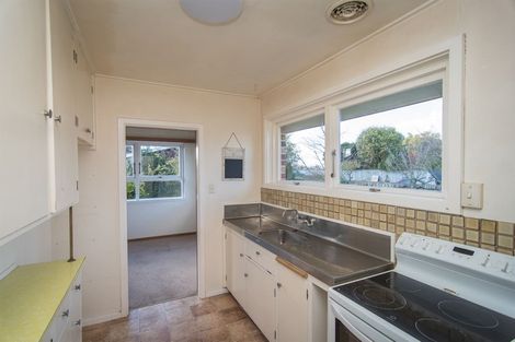 Photo of property in 2 North Street, Winchester, 7985