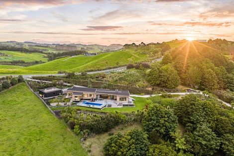 Photo of property in 476 Cames Road, Mangawhai, 0975