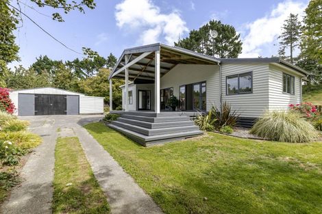 Photo of property in 327 Awai Road, Tarurutangi, New Plymouth, 4372