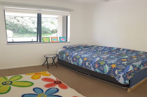 Photo of property in 2e/25 Weranui Road, Waiwera, Orewa, 0994