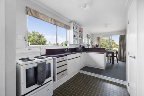 Photo of property in 6 Yates Street, Otaki Beach, Otaki, 5512