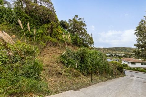 Photo of property in 18 Paremata Crescent, Paremata, Porirua, 5024