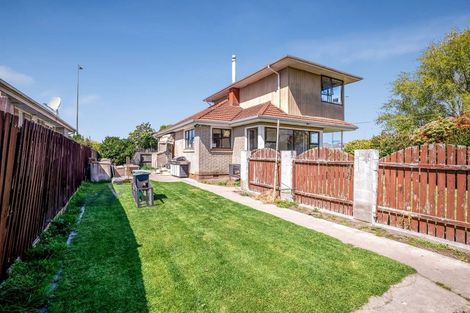 Photo of property in 902 Avonside Drive, Avondale, Christchurch, 8061