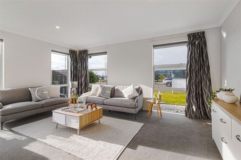 Photo of property in 4 Andesite Drive, Rolleston, 7614