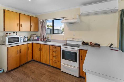 Photo of property in 5 Newall Place, Solway, Masterton, 5810