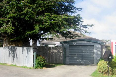 Photo of property in 22 Westmere Place, Takaro, Palmerston North, 4412