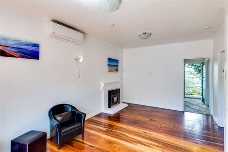 Photo of property in 80 Meeanee Quay, Westshore, Napier, 4110