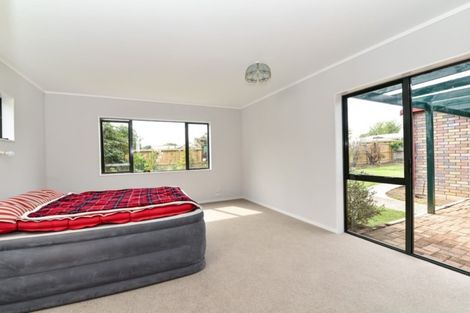 Photo of property in 28 Williamson Street, Cambridge, 3434