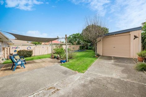 Photo of property in 97a Hillcrest Road, Raumati Beach, Paraparaumu, 5032