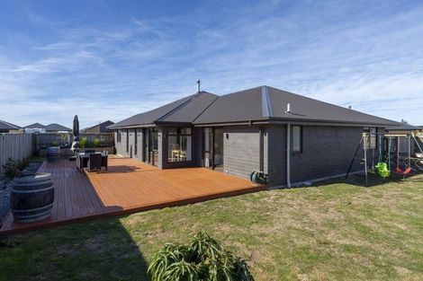 Photo of property in 6 Deans Place, Amberley, 7410