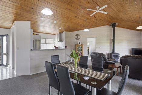 Photo of property in 12 Pohutukawa Drive, Athenree, Katikati, 3177