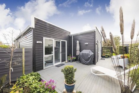 Photo of property in 76a Stanley Avenue, Palmerston North, 4414