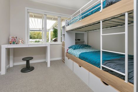 Photo of property in 18 Trigg Road, Huapai, Kumeu, 0810