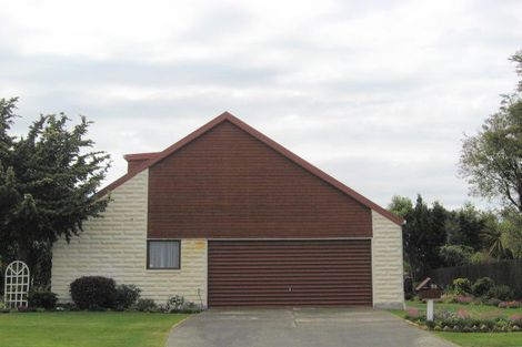 Photo of property in 20 Gladstone Road, Woodend, 7610