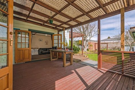 Photo of property in 298 Ruahine Street, Terrace End, Palmerston North, 4410