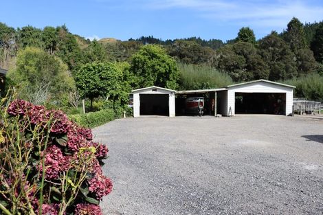 Photo of property in 1653 Mokau Road, Uruti, Urenui, 4379