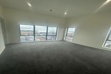 Photo of property in 309 Great South Road, Manurewa, Auckland, 2102