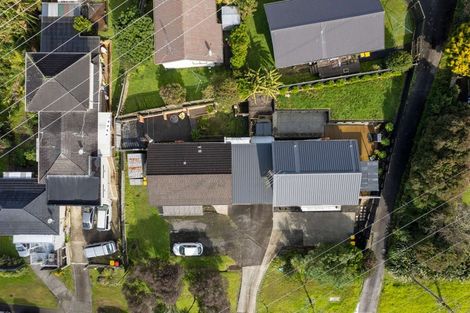 Photo of property in 2/321 Triangle Road, Massey, Auckland, 0614