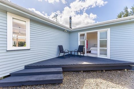 Photo of property in 27 Aorangi Road, Paraparaumu, 5032