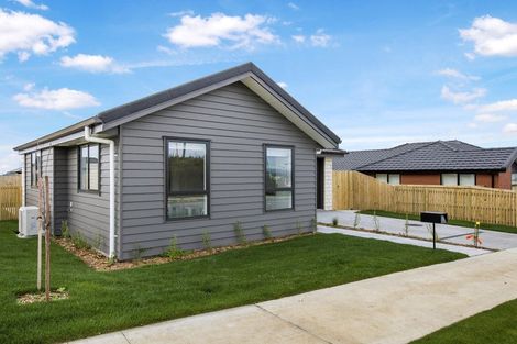 Photo of property in 48 Scenic Rise, Rototuna North, 3281