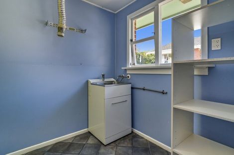 Photo of property in 11 Kinmont Crescent, Kinmont Park, Mosgiel, 9024