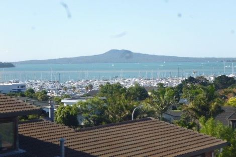 Photo of property in 1/30 Mark Edward Drive, Half Moon Bay, Auckland, 2012