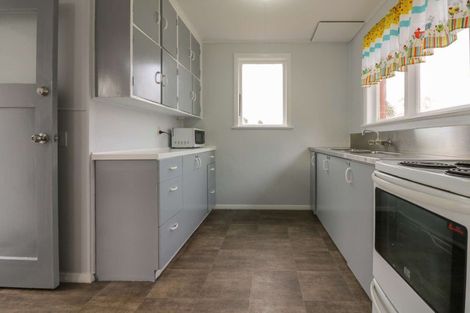 Photo of property in 8 Drake Street, Awapuni, Palmerston North, 4412