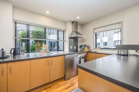 Photo of property in 1 Dovedale Place, Parnell, Auckland, 1010