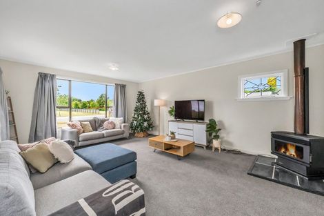 Photo of property in 39 Leeston And Lake Road, Leeston, 7632