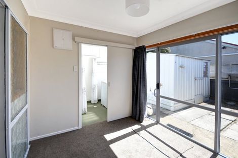 Photo of property in 140 Bay View Road, South Dunedin, Dunedin, 9012