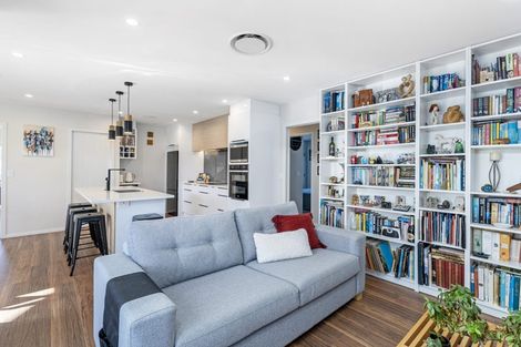 Photo of property in 155 Kupe Drive, Whitianga, 3510