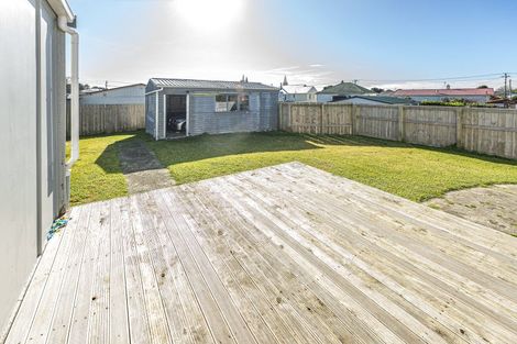 Photo of property in 18 Swiss Avenue, Gonville, Whanganui, 4501