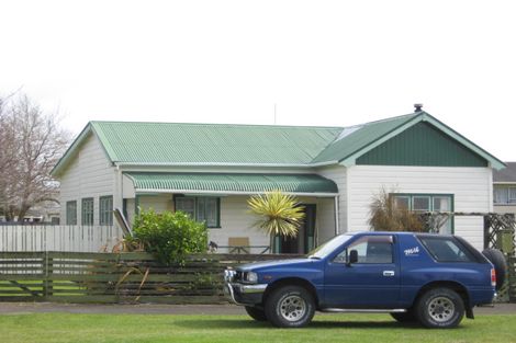 Photo of property in 9 Hutchins Street, Waitara, 4320