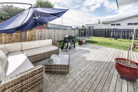 Photo of property in 8a Kings Avenue, Gonville, Whanganui, 4501