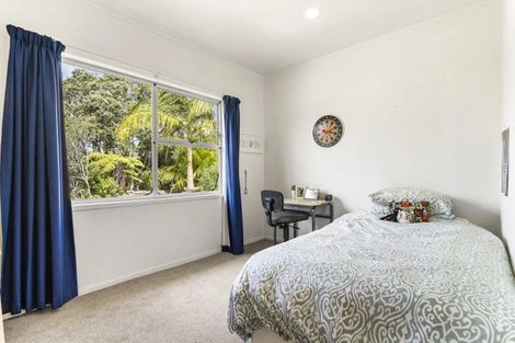 Photo of property in 1/74 Beach Road, Castor Bay, Auckland, 0620