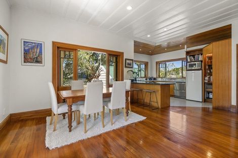 Photo of property in 5 Mozeley Avenue, Devonport, Auckland, 0624