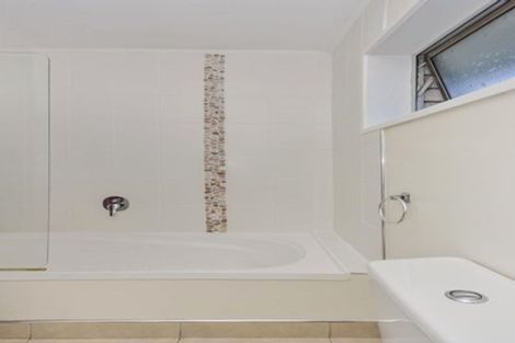 Photo of property in 2/168 Stredwick Drive, Torbay, Auckland, 0630