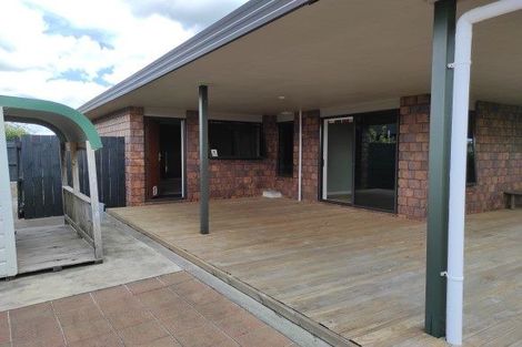 Photo of property in 65 Peter Hall Drive, Kelvin Grove, Palmerston North, 4414