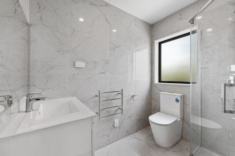 Photo of property in 29c Rice Crescent, Papakura, 2110