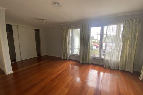 Photo of property in 54 Hayr Road, Three Kings, Auckland, 1042