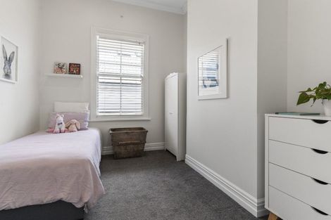 Photo of property in 8 Wellpark Avenue, Grey Lynn, Auckland, 1021