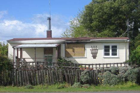 Photo of property in 36 Rangatira Drive, Mangakino, 3421